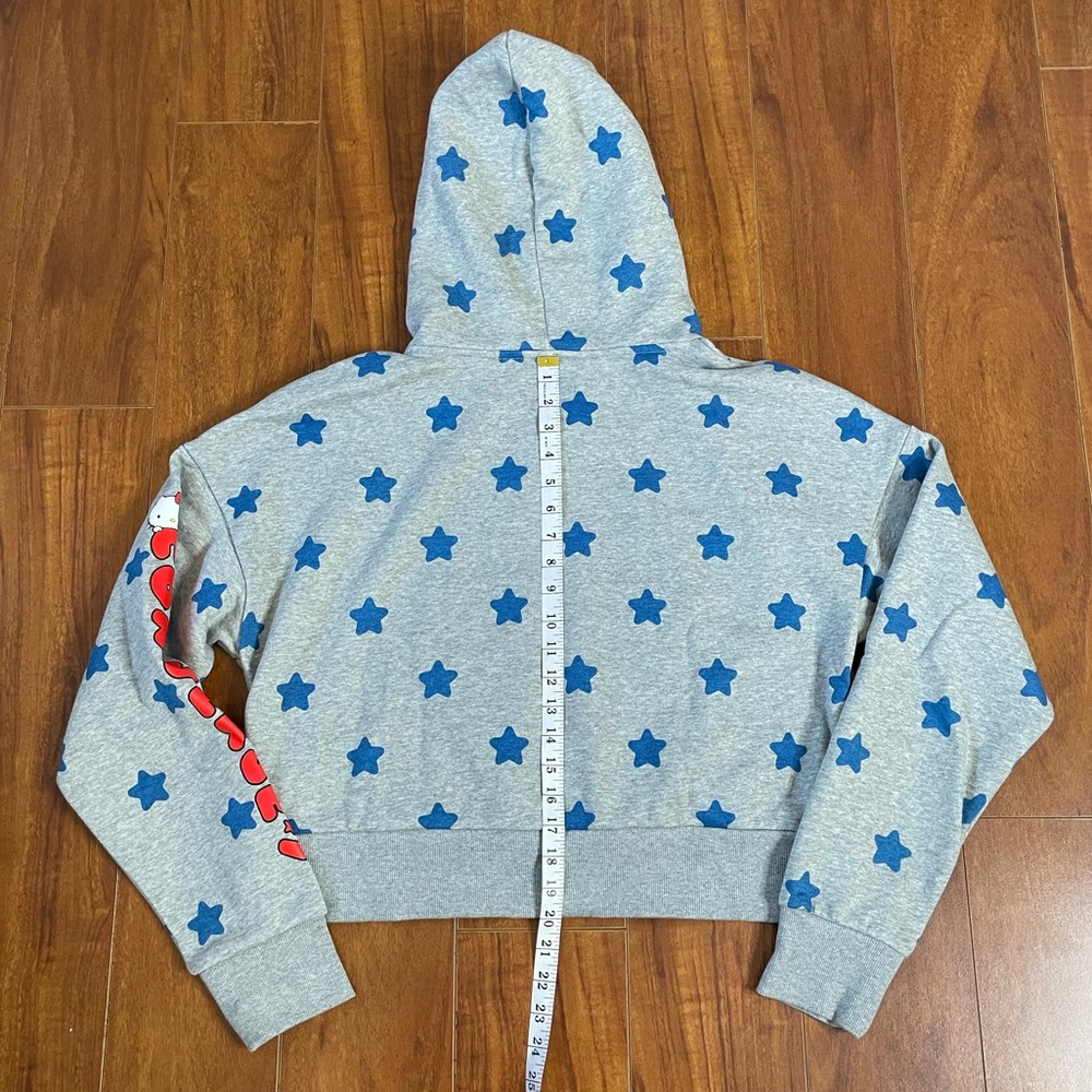 New CONVERSE X HELLO KITTY Long Sleeve Star Cropped Hoodie Sweatshirt L - Picture 9 of 12